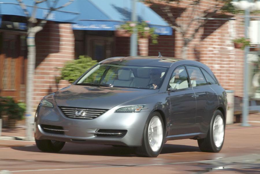  Lexus HPX Concept 2003 года  (фото 28 из 47)